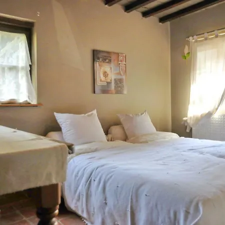 Holiday home Holiday Maison De L'oncle De Margaux *